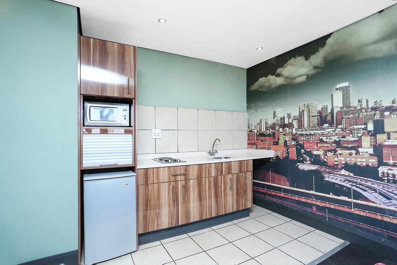 Southpoint Braamfontein Apartments Йоханнесбург Экстерьер фото